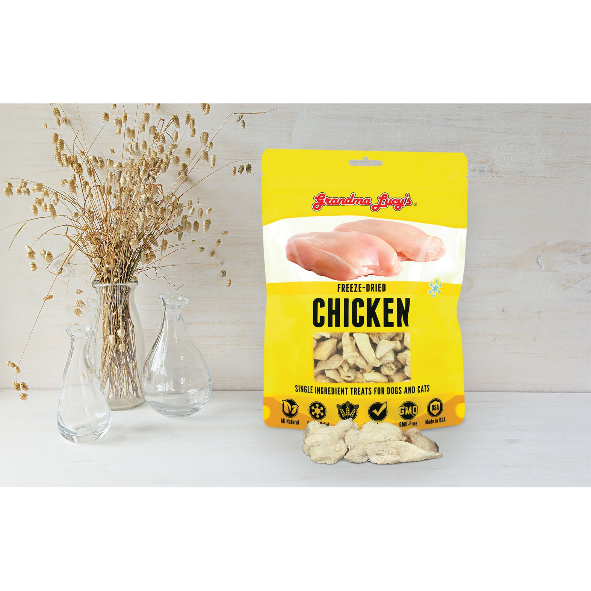 Grandma Lucy's Freeze-Dried Singles Chicken Dog & Cat Treats 4 oz - Mutts & Co.